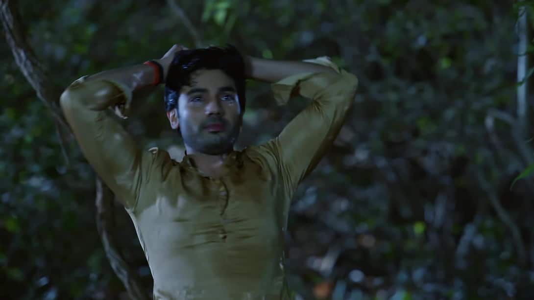 Rajeev searches for Parineet!