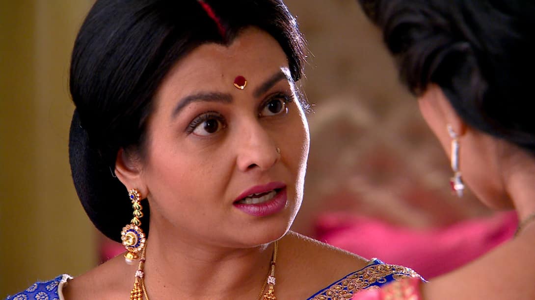 Vasundhara asks Sharddha to get a Shivling