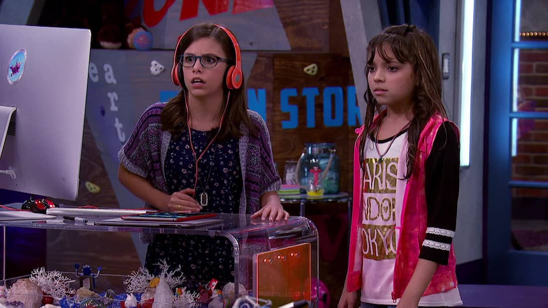 Watch Game Shakers Season 1 Episode 13 : Poison Pie - Watch Full ...