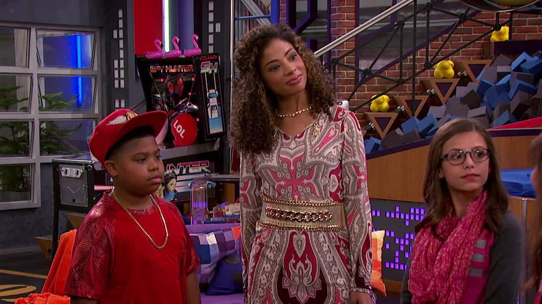 Watch Game Shakers Season 1 Episode 18 : Shark Explosion - Watch Full ...