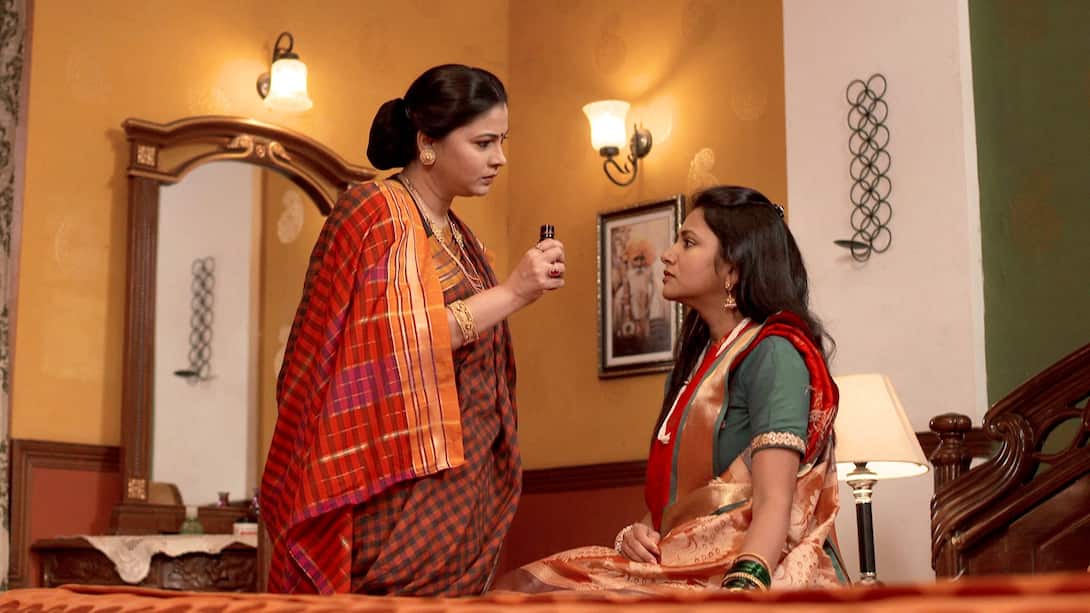 Aaisaheb threatens Devika