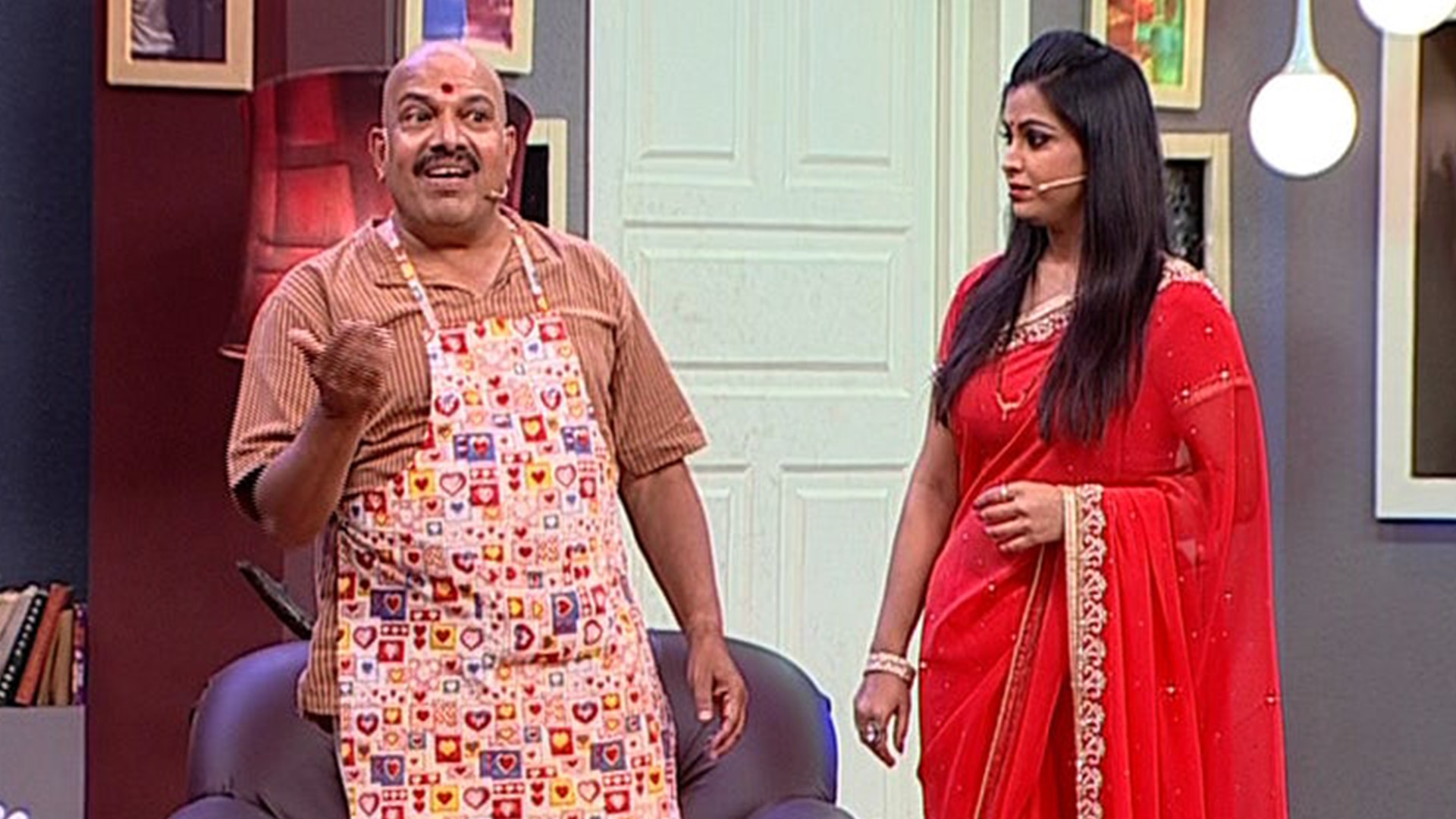 Watch Majaa Talkies Season 1 Episode 9 : Varalakshmi Presents A Pulley ...